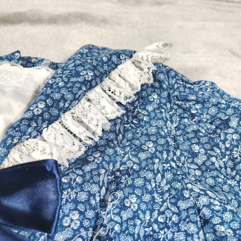 Vtg Mini World Prairie Dress Size 8 Blue Ditsy Floral Ruffle Lace Cottage Utah - Picture 6 of 11